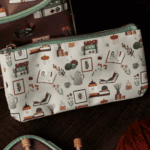 Penalhus el. clutch med bookish mønster