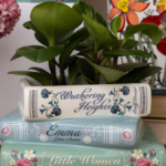 Bogvase Urtepotte Romance – Wuthering Heights/Emma/Little Women